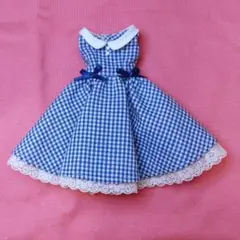 22センチ　ドール服　ハンドメイド　青チェック
