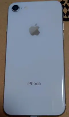 Apple iPhone 8 本体