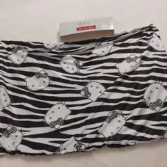 新品未使用　ハローキティ　枕カバー　ゼブラ柄