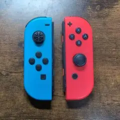Nintendo Switch ジョイコン 青と赤