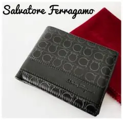 ロゴ入りレア♡Ferragamo フェラガモ ガンチーニ 黒 二つ折り財布