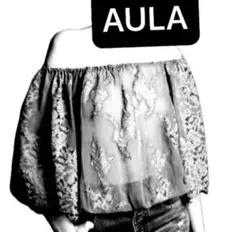 AULA アウラ　オフショルダー 花柄レース　2WAYトップス　ショート丈