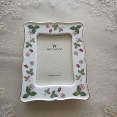 WEDGWOOD フラワーフォトフレーム