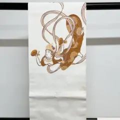 作家もの 白の紬地に天女が描かれた名古屋帯 着物