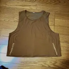 ルルレモン　タンクトップ