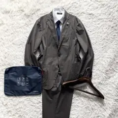 <美品>LARDINI easy wear 新ロゴ カーキ コットンスーツ 48