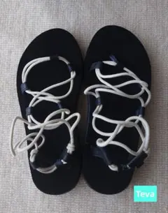 Teva　黒サンダル