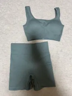 SHEIN スポーツブラ レギンスセット Sサイズ