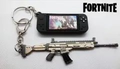 フォートナイト ゲーム機キーホルダー&スカー SCAR FORTNITE
