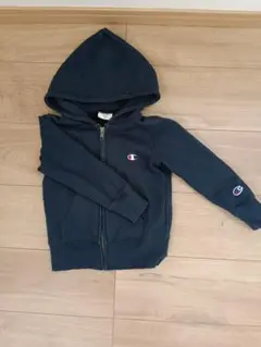 Champion ネイビーパーカー 110