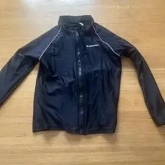 converseコンバース　ラッシュガード　130サイズ