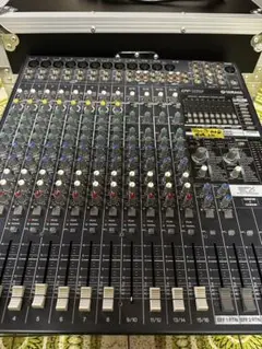 【極美品】YAMAHA EMX5016CF パワードミキサー　外箱ケースあり YAMAHA EMX5016CF パワードミキサー 中古美品 箱・説明書・電源