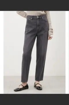 Item thumbnail for item 102e6416-8ed3-4815-801c-a77f620e6c5d