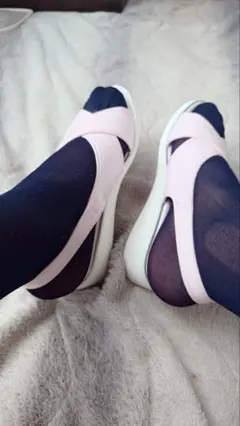 未使用24.5cmピンクナースサンダル