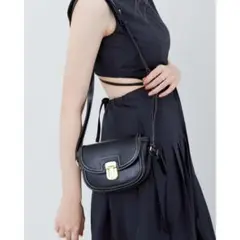 【最終値下げ 新品】ショルダーバッグ （ブラック）