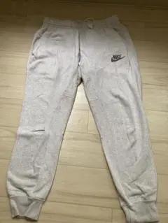 Nike グレー スウェットパンツ