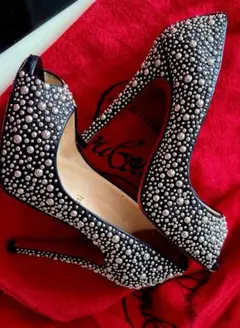 Christian Louboutin 25万円 パンプス