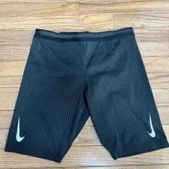 Nike Aeroswift ブラック ストライプパンツ