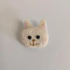 羊毛フェルト　ネコバッチ