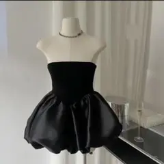 ペプラムバルーントップス
