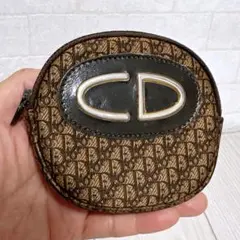 Item thumbnail for item e706e38d-0879-4ea9-8e11-01d881c6edea