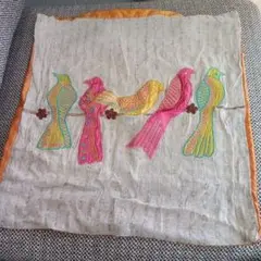 アクタス　鳥柄刺繍クッションカバー45×45