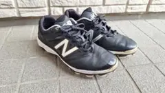 New Balance ポイントスパイク ブラック/ホワイト