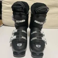 SALOMON ジュニアスキーブーツ