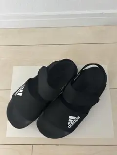 専用です！adidas ブラック サンダル　23cm キッズ　アディダス