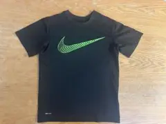 Nike DRI-FITブラッTシャツM(キッズ)10-12 (137-147)
