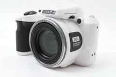 ◆36倍ズームレンズ搭載◆FUJIFILM FINEPIX S8600 ホワイト