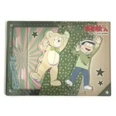 美品☆　おそ松さん テディベア 全セット 缶バッヂ ポスカ付き くま松さん おそ松さん』描き下ろし缶バッジ＆ブロマイドがセットの