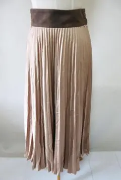 Item thumbnail for item 2ba03d6e-1f25-4646-b9c4-aabef723e8f6