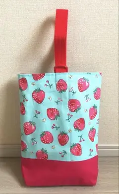 ハンドメイド　シューズ袋　上靴入れ　上履き袋　いちご