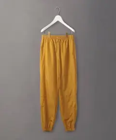 6 ナイロンスポーツパンツ