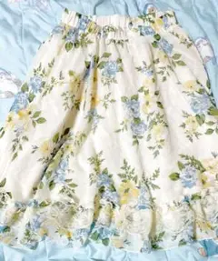 【新品未使用】axes femme 花柄フリルスカート