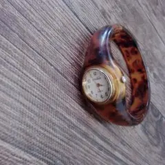 QZ Pendule バングルウォッチ ラウンド 白文字盤 レディース腕時計