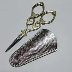 Item thumbnail for item a7d7ed5a-6897-4285-bc09-2494a7135560