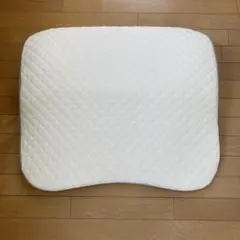 ニトリ　肩・首・背中も支えるまくら