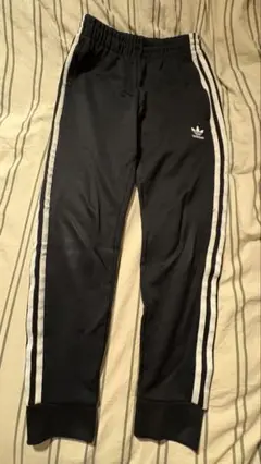 adidas ブラック ジャージパンツ xs