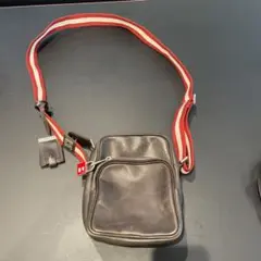 Barry ショルダーバッグ