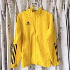 adidas イエロー ジップアップ ピステ