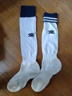 ZETT　ホワイトストライプソックス