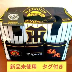 【新品・未使用】タイガース 保温保冷マルチリュックバッグ ホームユニフォーム柄