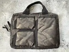新品未使用　グリーンカモフラージュビジネスバッグ　TOGAKURE