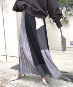 COLOR SCHEME SKIRT 黒 / 単品値下げ不可