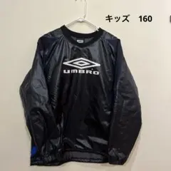 UMBRO 中綿ウィンドブレイカー