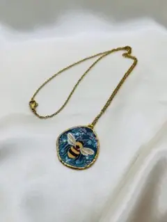 Item thumbnail for item 110cf1f2-a310-45ce-927e-d80eed80d969