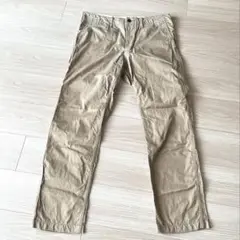 【ユニクロUNIQLO】ベージュ チノパン ウエスト82cm