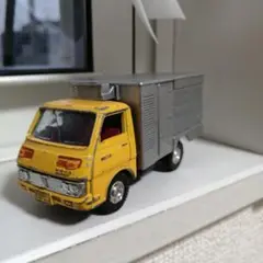 トミカダンディ　いすゞエルフ　ダンプトラック 昭和レトロ トミカダンディ いすゞエルフ ダンプトラック 昭和レトロ